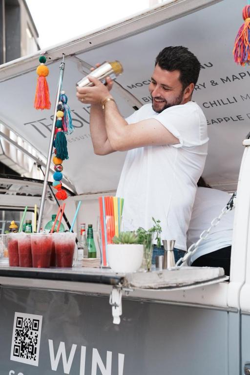 Mobile bar hire London - brandable vw camper bar - buttercupbus